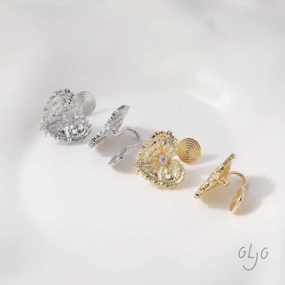 4PCS Heart Charms Stud Earring - Jewelry Making Charms 评论和价格